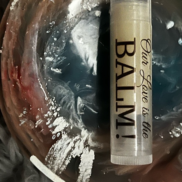 Lip balm - Picture 1 of 1